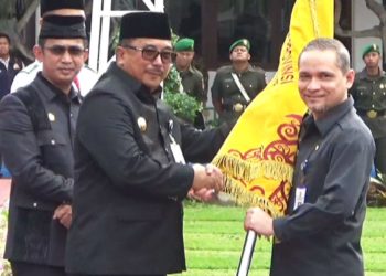 HASBULLAH HELMI AKHIRNYA JABAT KADISDUKCAPIL DEFINITIF