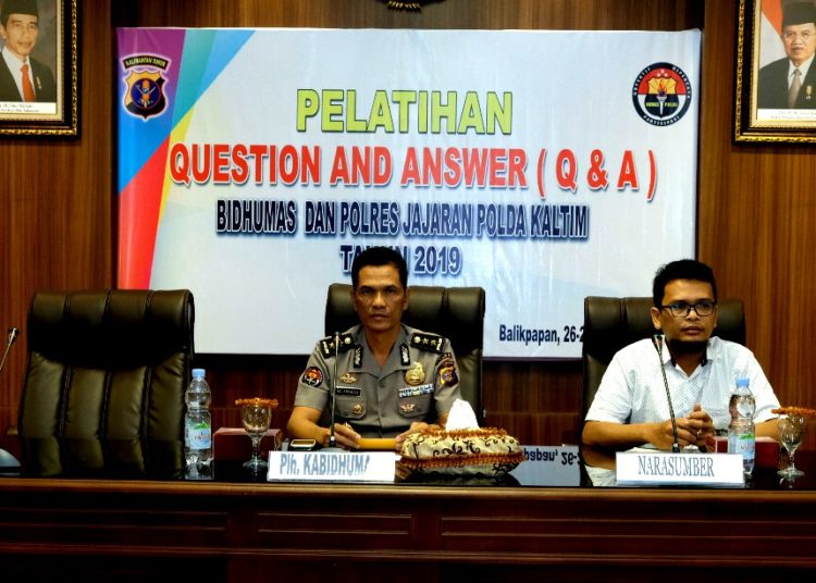 PELATIHAN QUESTION & ANSWER TINGKATKAN PROFESIONALISME KEHUMASAN POLDA KALTIM