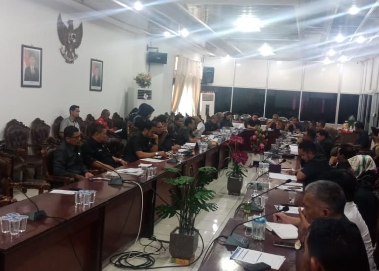 6 FRAKSI DPRD BALIKPAPAN DISAHKAN