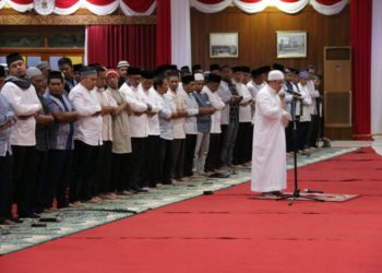 DUKA CITA UNTUK BJ HABIBIE, PEMKOT BALIKPAPAN INSTRUKSIKAN SHOLAT GAIB DI MASJID DAN MUSHOLLA