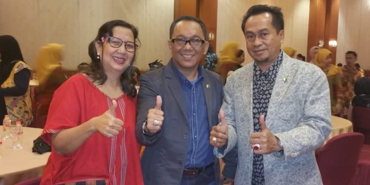 Tim Penari dan Pemusik Dewan Kesenian Balikpapan (DKB), siap unjuk kebolehan pada ajang Jakarta Internasional Folklore Festival 