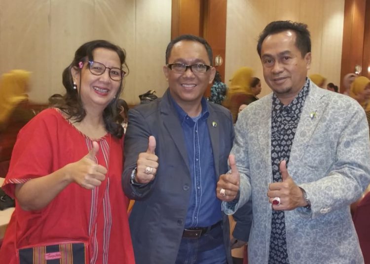 Tim Penari dan Pemusik Dewan Kesenian Balikpapan (DKB), siap unjuk kebolehan pada ajang Jakarta Internasional Folklore Festival 