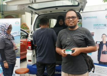 LAYANAN MOBILE CUSTOMER SERVICE BPJS KESEHATAN,UNTUK MEMBERIKAN KEMUDAHAN INFORMASI SEKALIGUS PENDAFTARAN PESERTA JKN-KIS
