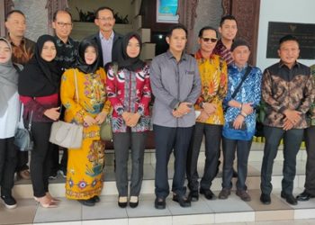 CEGAH WILAYAH KUMUH, KOMISI IV DPRD KOTIM KUNKER KE BALIKPAPAN