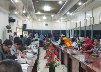 DITUNTUT GRATISKAN BPJS, DEWAN JANJI PERJUANGKAN