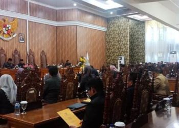 SIDANG PARIPURNA, PEMKOT SAMPAIKAN NOTA KEUANGAN 2020