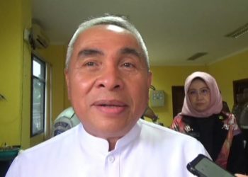 GUNA MEMBERIKAN PELAYANAN YANG CEPAT DAN HEMAT,GUBERNUR KALTIM RESMIKAN SAMSAT PENUH SAMBOJA