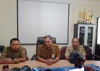 KONFERENSI PERS KEMBAL DIGELAR DINKES SAMARINDA 100 MELAPOR DI LAYANAN 112