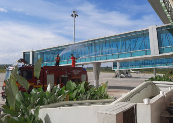 CEGAH COVID-19, SEMUA BANGUNAN DI SEMPROT DISINFEKTAN