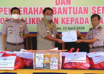 BERSAMA LAWAN COVID-19, KARANTINA PERTANIAN BAGIKAN SEMBAKO