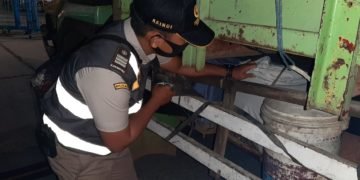 POLSUS KARANTINA PERTANIAN GAGALKAN PENYELUNDUPAN BURUNG