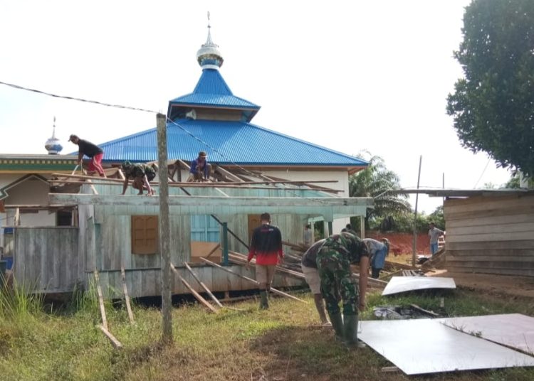 BUDAYA GOTONG ROYONG TMMD TAK LEKANG OLEH JAMAN