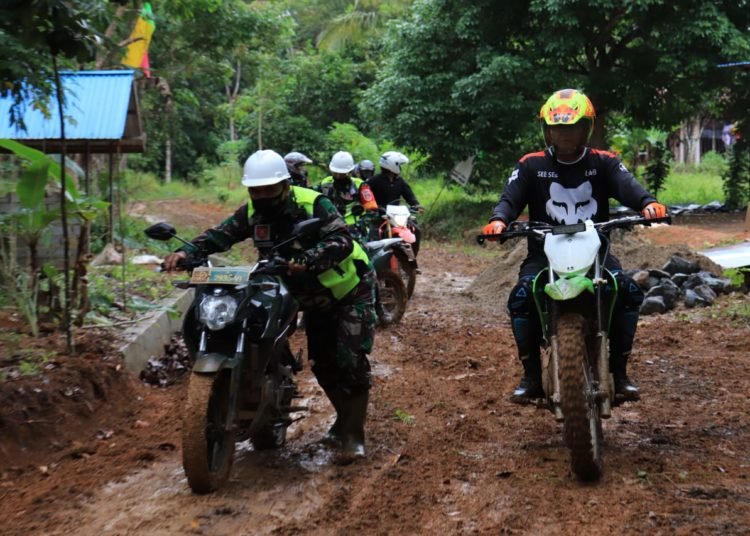 MEDAN SULIT, DANREM ANTASARI BERGELUT LUMPUR