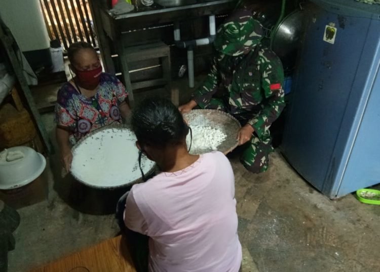 COVID BELUM BERAKHIR, SATGAS INGATKAN WARGA DESA DARI RUMAH KE RUMAH