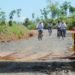 DULU PENUH LUMPUR, BERKAT TMMD JALAN INI BISA DILINTASI ANAK SEKOLAH