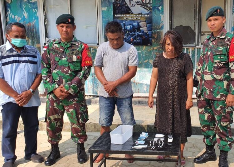 REAKSI SIGAP SATGAS PAMTAS YONIF RAIDER 200/ BN TANGKAP PENGEDAR SABU