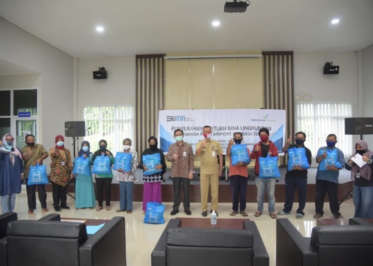 BANDARA SAMS SEPINGGAN BAGIKAN 750 SEMBAKO KE MASYARAKAT SEKITAR