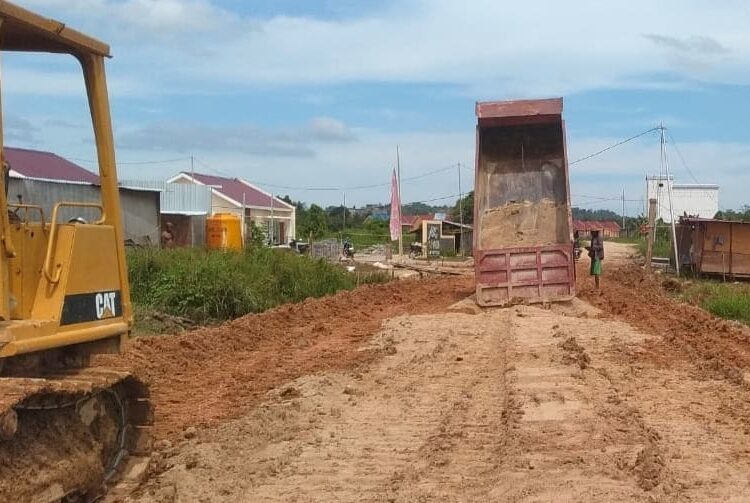 PRIORITAS UTAMA, PEMBANGUNAN JALAN PRA TMMD KE 109 KODIM 0907/ TRK TERUS DIKEBUT