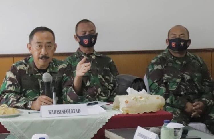 TURUN KE LAPANGAN, KADISINFOLAHTAD KUNJUNGI KODAM VI MULAWARMAN