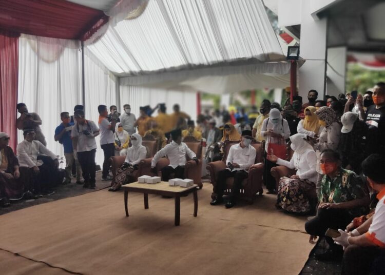 PASANGAN RT RESMI MENDAFTAR KE KPU BALIKPAPAN