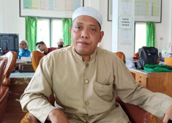PIMPINAN PONPES SYECH MUHAMMAD ARSYAD AL BANJARI PENAJAM,TAMPIK 11 SANTRINYA POSITIF COVID 19