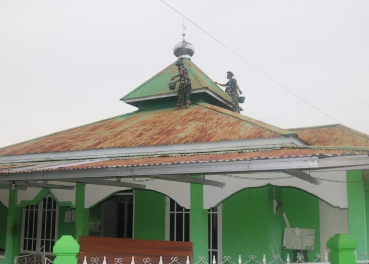 REHAB MASJID MASUK TAHAP PENGECATAN