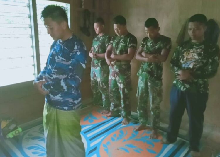 Taat Menjalankan Ibadah Wujud Cerminan Toleransi Prajurit TMMD Kodim 0910/Malinau.