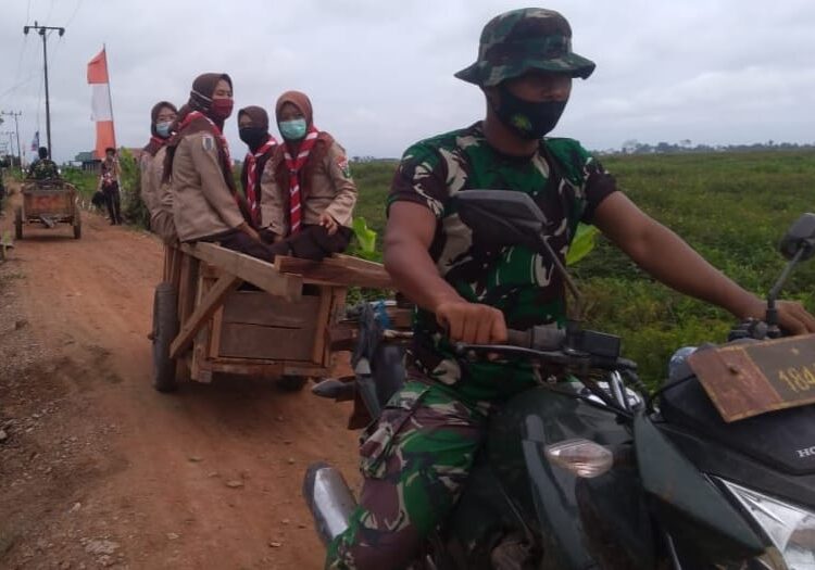 Luapan Kegembiraan Anak – Anak Bersama Satgas TMMD Kodim 1001/Amuntai