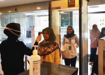 PERILAKU MASYARAKAT BERPERAN TERHADAP PENULARAN COVID-19