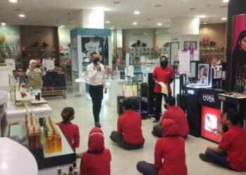 TINGKATKAN PARTISIPASI PEMILIH 77,5 PERSEN RELAWAN DEMOKRASI SASAR TITIK KERAMAIAN