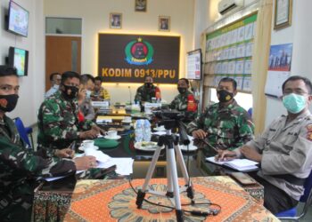 KAPOLRES PPU DAN DANDIM 0913/PPU IKUTI VIDCON BERSAMA KAPOLDA DAN PANGDAM