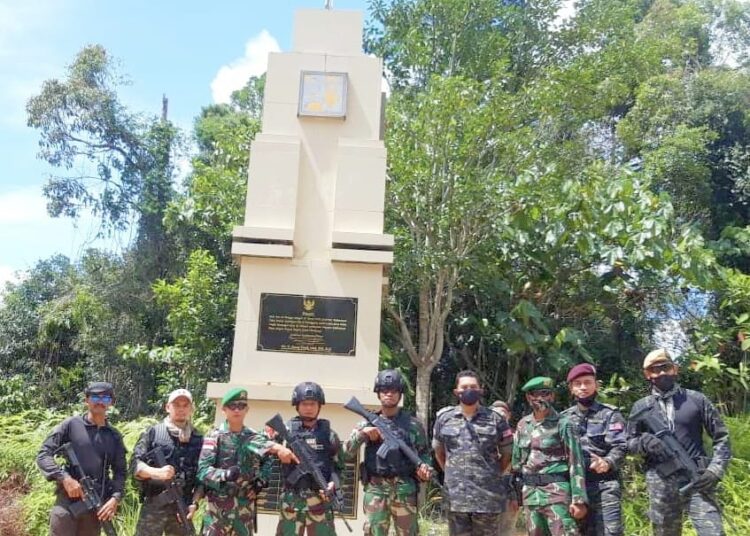 SATGAS PAMTAS YONIF 623/ BWU KUNJUNGI ESSCOM PERBATASAN