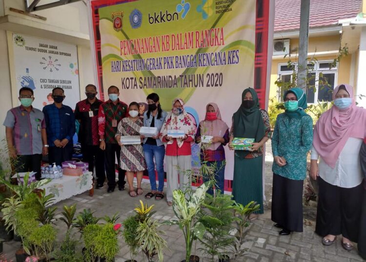 CANANGKAN PELAYANAN KB di HKG PKK SECARA PROTOKOL KESEHATAN