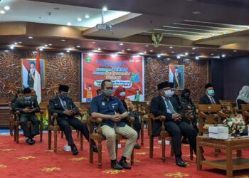 HARKESNAS 2020, GUBERNUR IMBAU MASYARAKAT TERAPKAN 3M