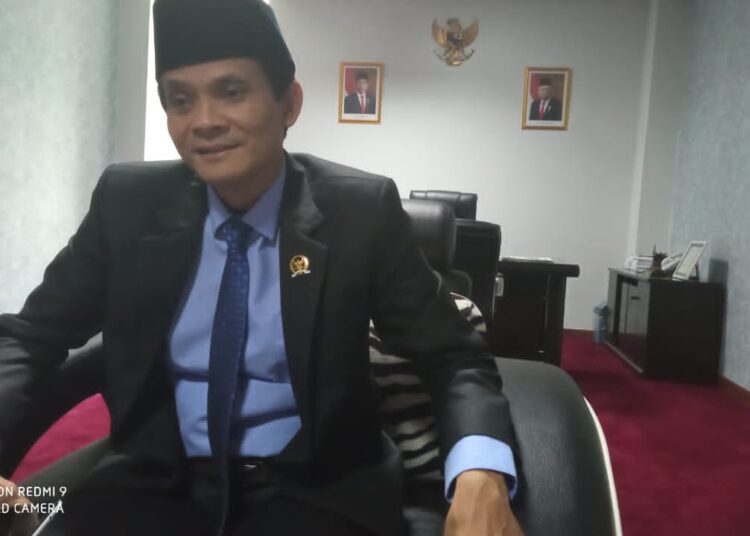 UNSUR PIMPINAN DPRD SAMARINDA UCAPKAN SUGIYONO RESMI JADI KETUA DPRD