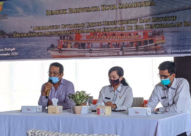 SEKTOR EKONOMI KREATIF CARI CARA BERTAHAN SAAT PANDEMI