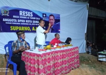 RESES DI GUNUNG STELING SUPARNO RELA BERJALAN KAKI JEMPUT ASPIRASI WARGA