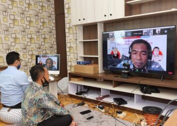 PANDEMI COVID 19, KOMINFO PPU GELAR WEBINAR PEMULIHAN EKONOMI NASIONAL