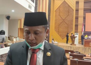 ANHAR RESES DI RAWA MAKMUR, WARGA KELUHKAN PEMBANGUNAN YANG TIDAK MERATA