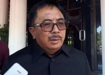 DALAM PANDEMI COVID-19 , GURU HARUS DAPAT BERADAPTASI DENGAN METODE PEMBELAJARAN JARAK JAUH