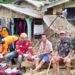 BABINSA KODIM BARABAI BANTU KORBAN BANJIR HST