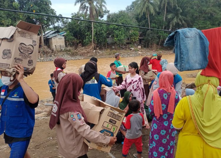 KODIM 1002/BARABAI TERUS SALURKAN BANTUAN BANJIR
