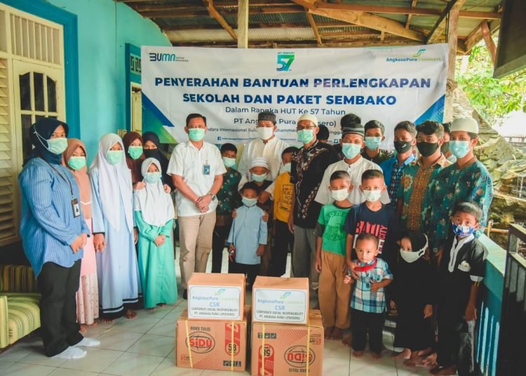 HUT KE 57, AP I BALIKPAPAN SAMBANGI PANTI ASUHAN