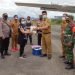 DUKUNG VAKSINASI, SATGAS YONARHANUD 16/SBC KAWAL DISTRIBUSI KE PERBATASAN