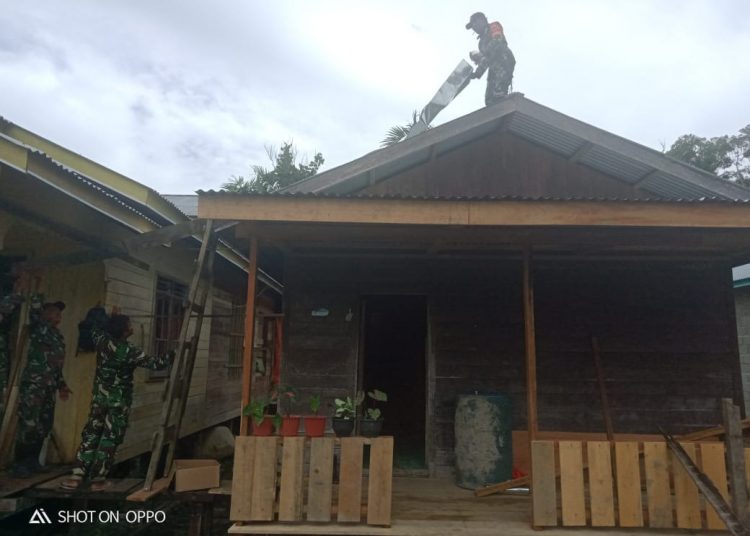 PLAFON RUMAH BADARUDDIN MULAI TERPASANG