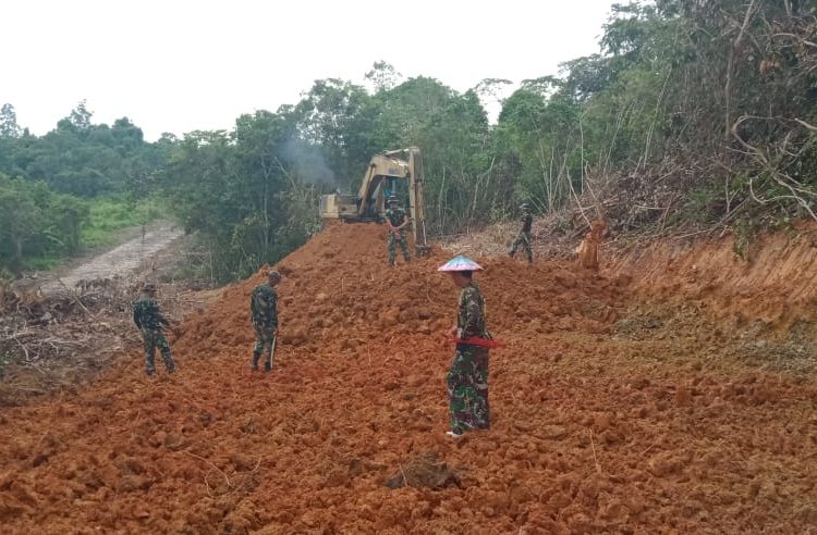 SATGAS PERKETAT PENGAWASAN PEMBUKAAN JALAN