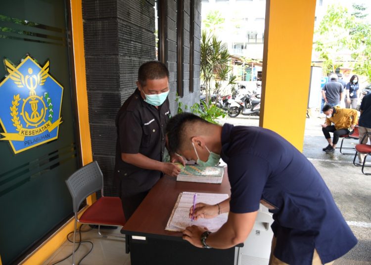 DUKUNG PEMERINTAH, AP I LAKUKAN VAKSINASI