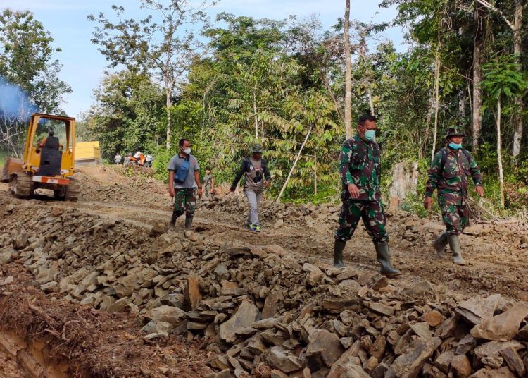 DANDIM 0903/TSR TINJAU TMMD DESA TERAS BARU