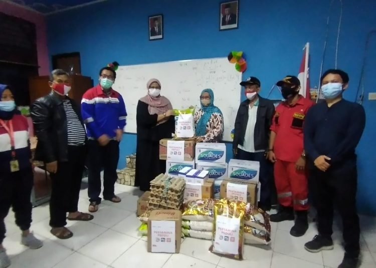 PERTAMINA SERAHKAN BANTUAN KORBAN KEBAKARAN