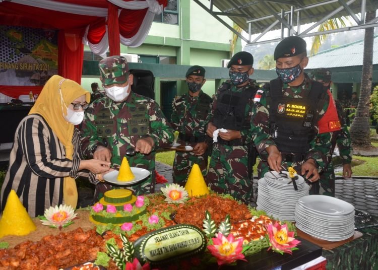 ASOP KASAD TNI DAPAT KEJUTAN ULTAH
